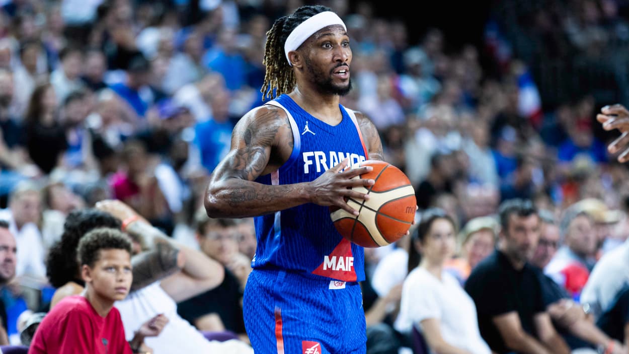 Andrew Albicy (France) à la passe Andrew Albicy (France) à la passe