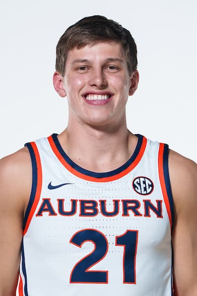 blake_muschalek_2025-2026_16-9.jpg