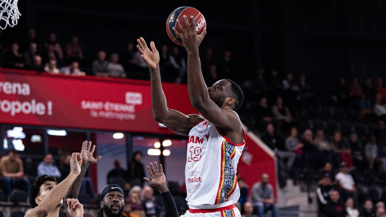 Bruno Cingala-Mata (Nancy) au lay-up face à Bourg-en-Bresse Bruno Cingala-Mata (Nancy) au lay-up face à Bourg-en-Bresse