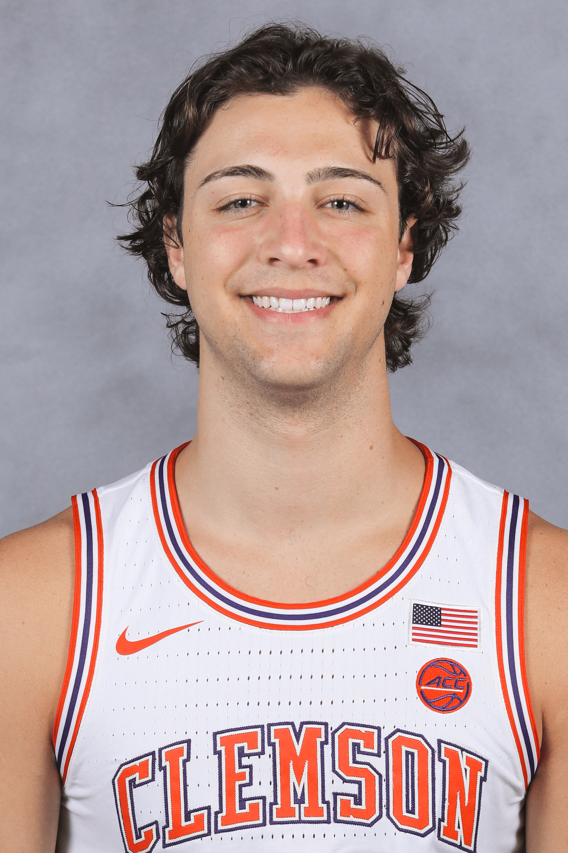 carter_welling_2025-2026_16-9.png