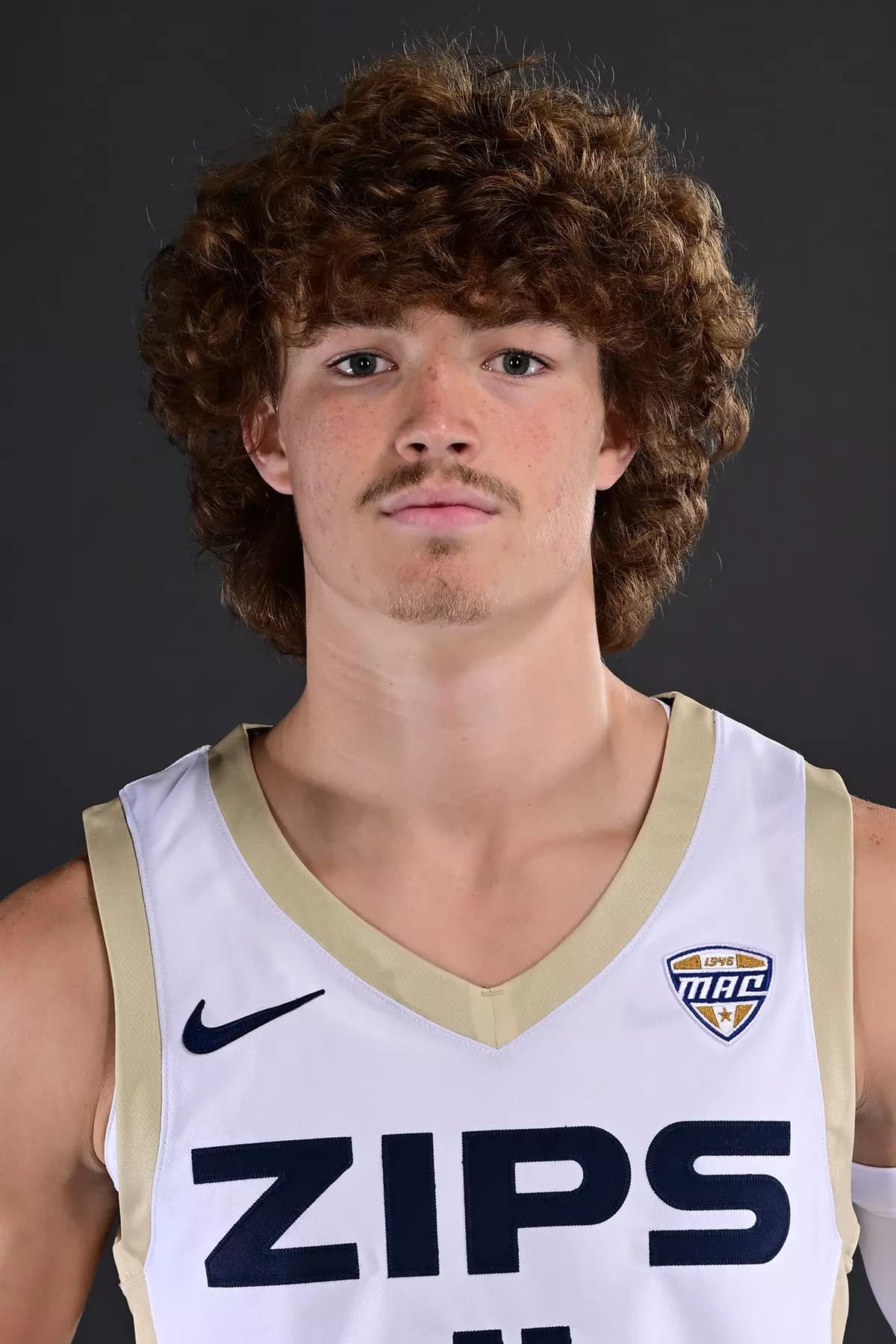 conner_groce_2025-2026_16-9.webp