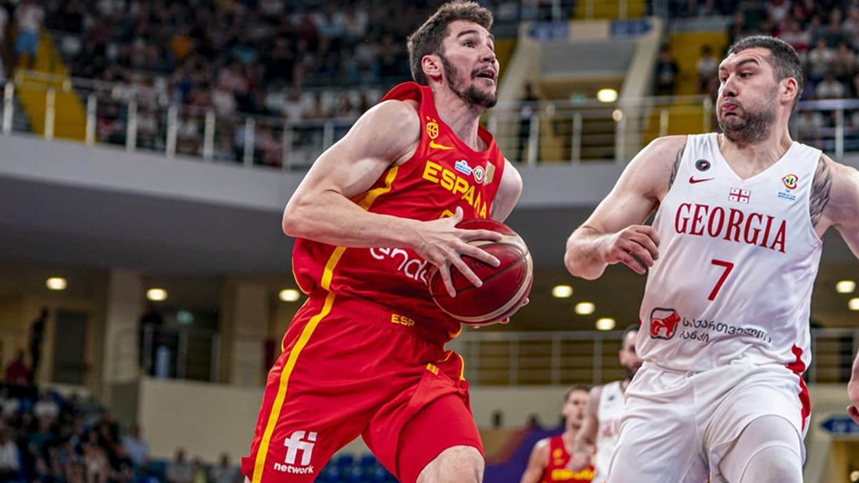 Dario Brizuela avec l'Espagne en 2022 Dario Brizuela avec l'Espagne en 2022