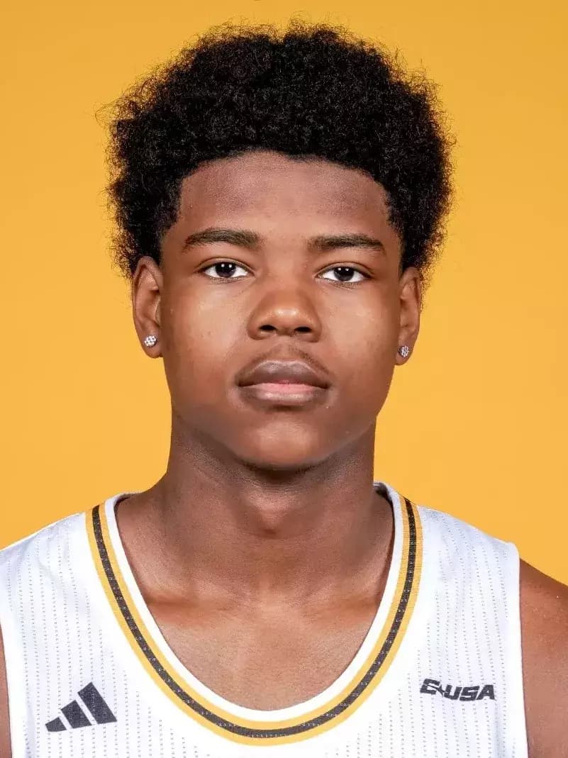 darius_washington_2025-2026_16-9.webp