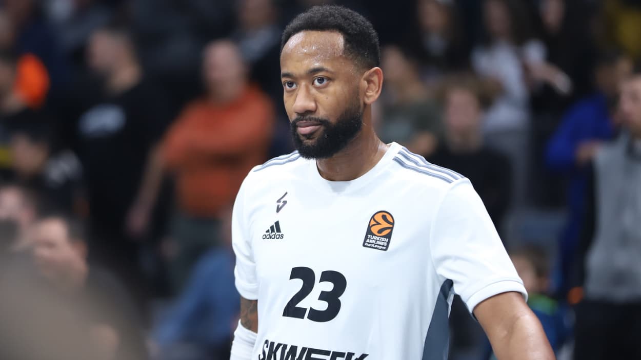 David Lighty avec l'Asvel en Euroleague David Lighty avec l'Asvel en Euroleague
