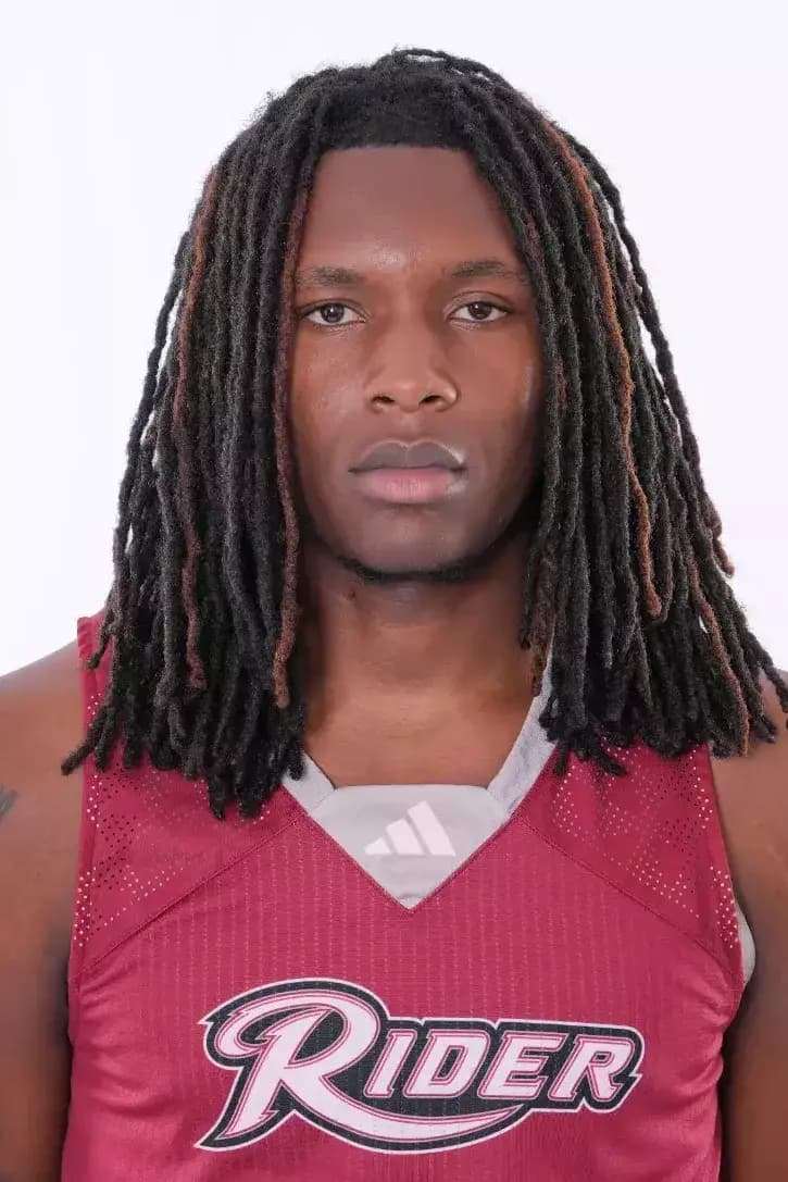 davis_bynum_2025-2026_16-9.webp