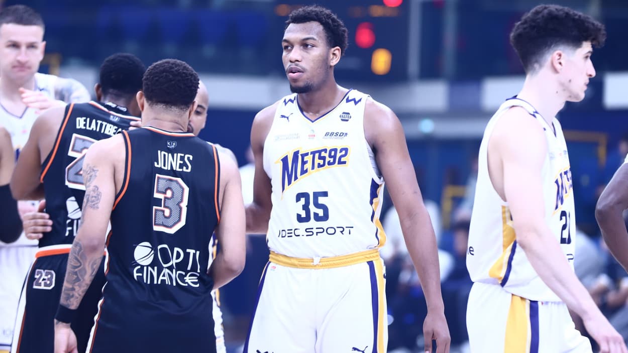 Fabian White Jr. contre Le Mans Fabian White Jr. contre Le Mans