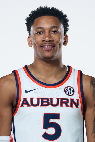 kaden_magwood_2025-2026_16-9.jpg