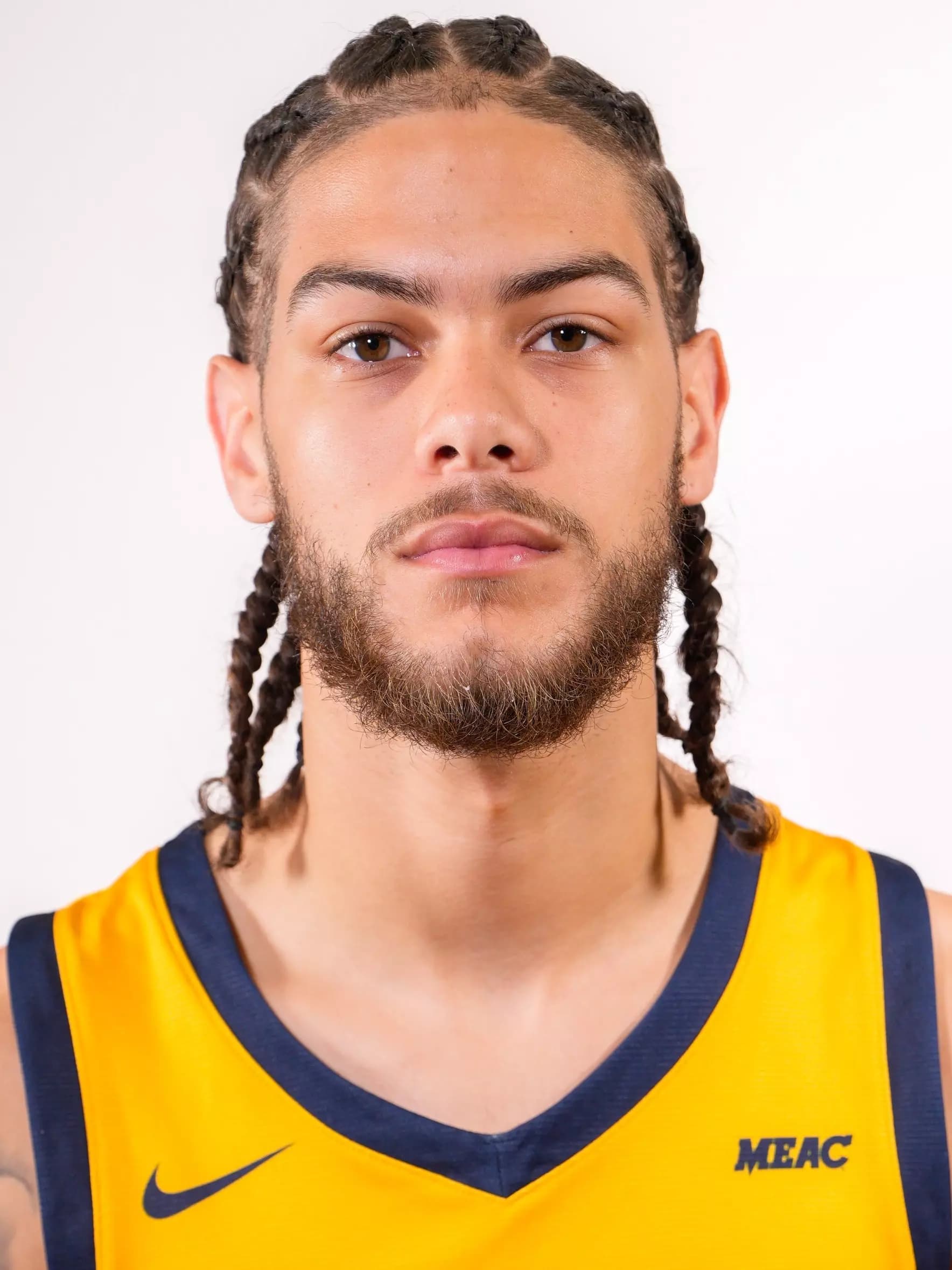 khalil_horton_2025-2026_16-9.webp