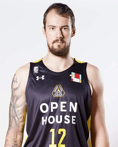 ondrej_balvin_2021-2022_16-9.png