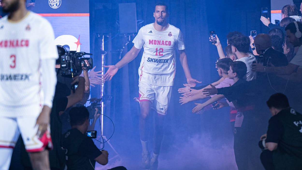 Petr Cornelie (Monaco) lors de la présentation des équipes Petr Cornelie (Monaco) lors de la présentation des équipes