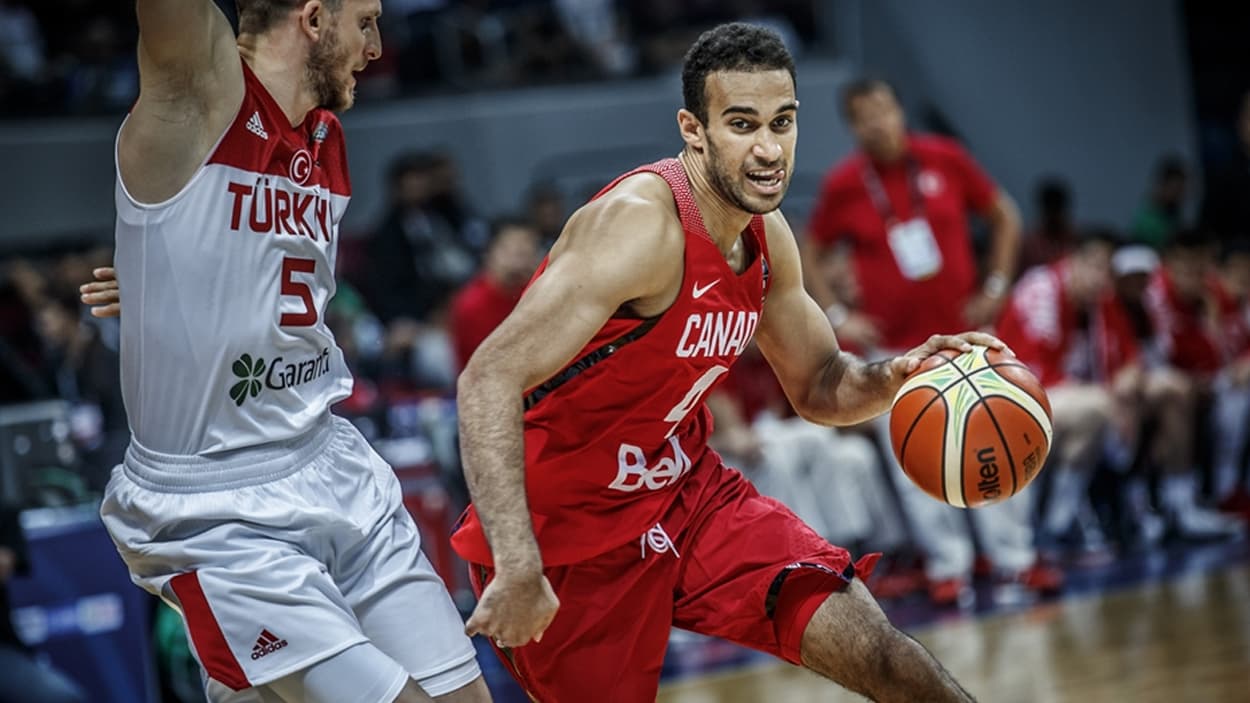 Philip Scrubb avec le Canada en 2016 Philip Scrubb avec le Canada en 2016