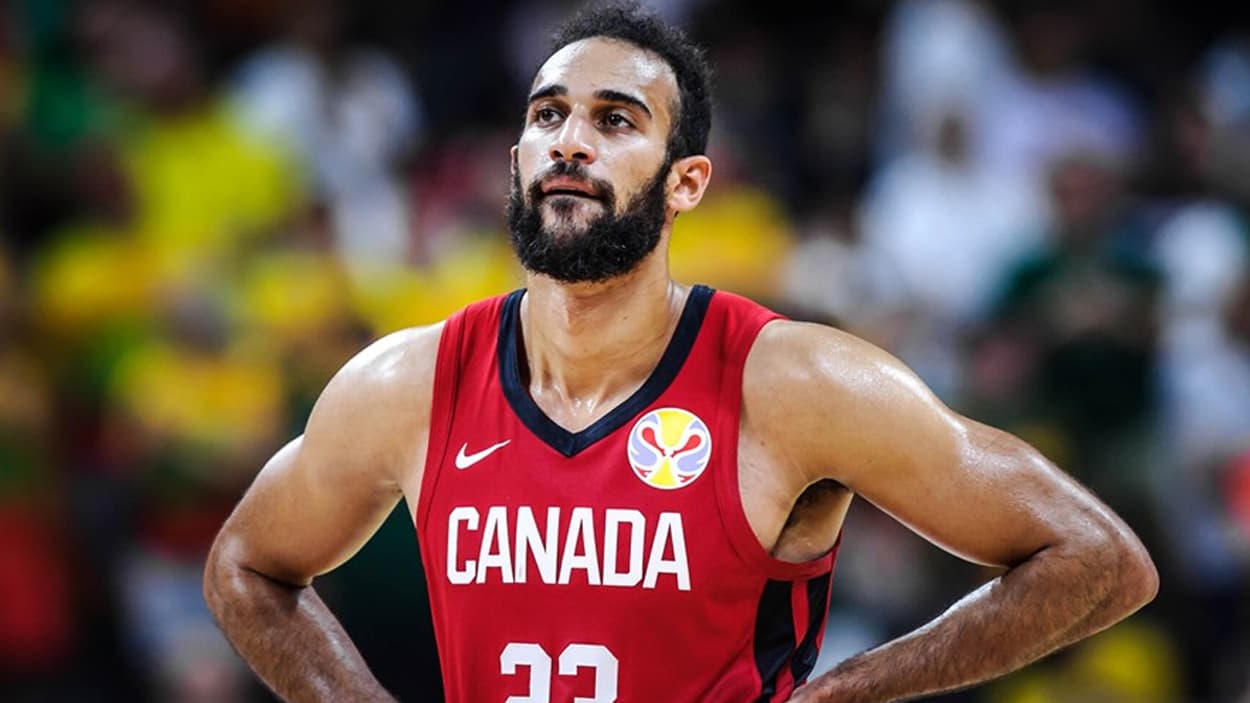 Philip Scrubb avec le Canada en 2019 Philip Scrubb avec le Canada en 2019