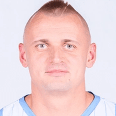 Dariusz WYKA