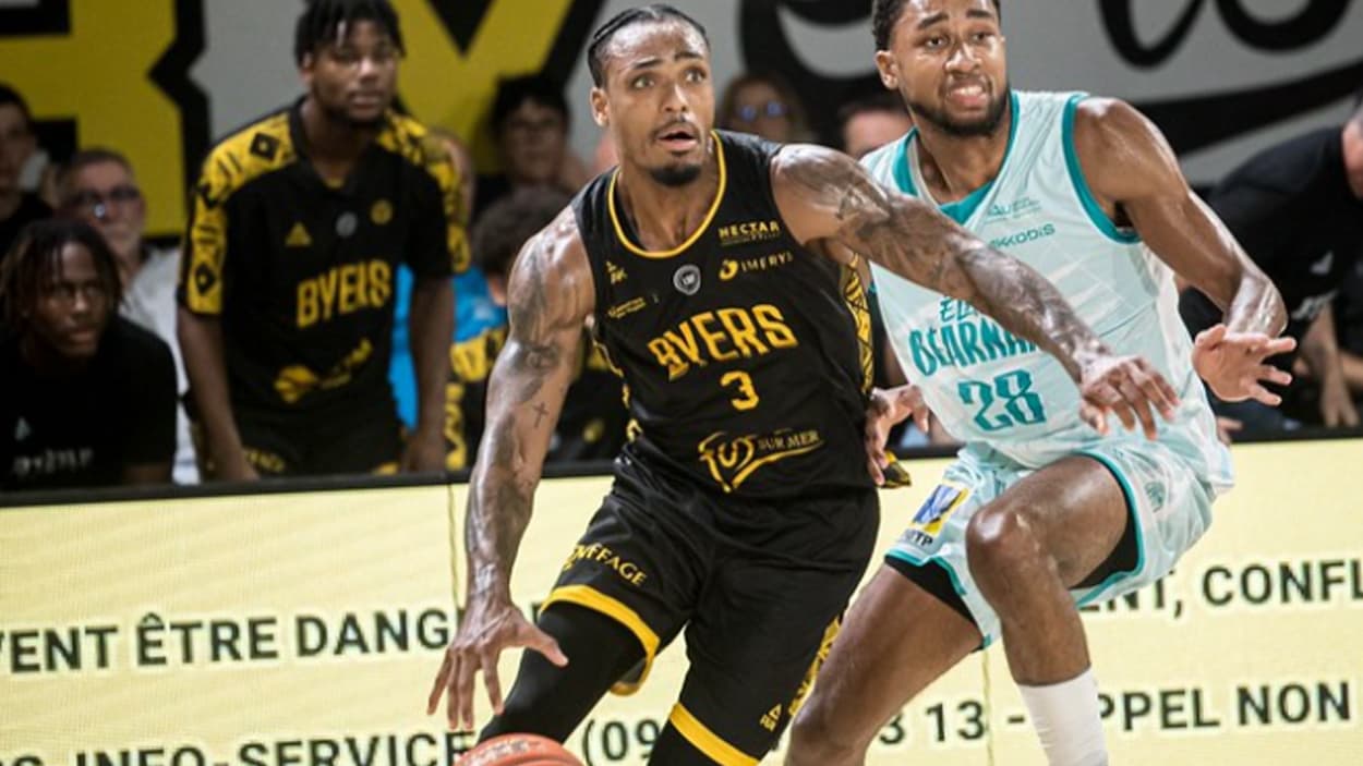 Robert Turner III avec Fos Robert Turner III avec Fos