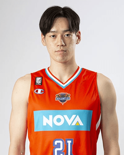 ryu_watanabe_2021-2022_16-9.png