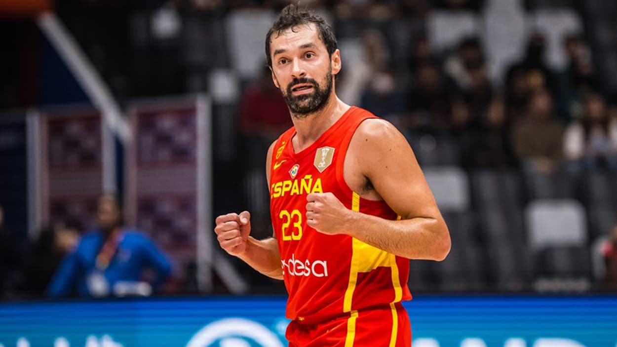 Sergio Llull avec l'Espagne en 2023 Sergio Llull avec l'Espagne en 2023