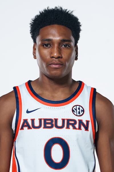 tahaad_pettiford_2025-2026_16-9.jpg