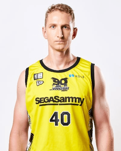 thomas_welsh_2025-2026_16-9.png