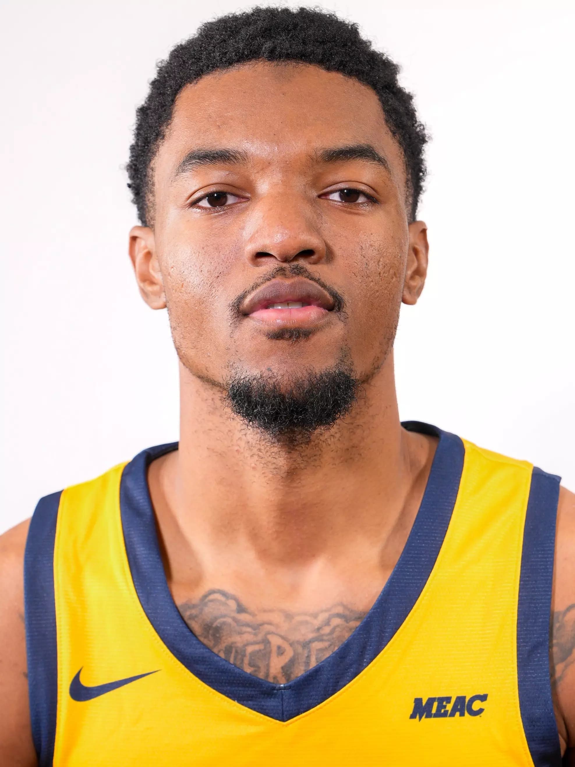 torrin_andrews_2025-2026_16-9.webp