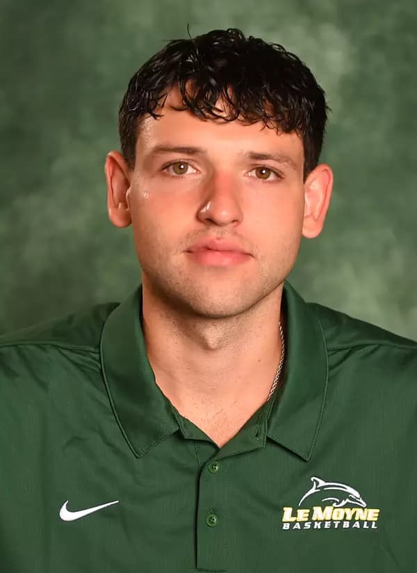 trent_mosquera_2025-2026_16-9.webp