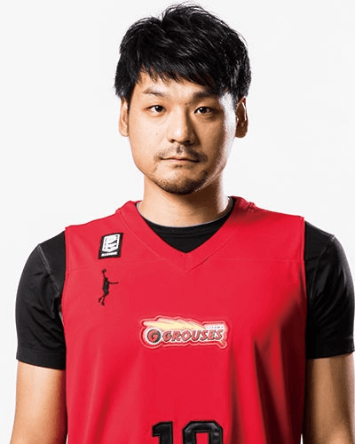 yu_okada_2017-2018_16-9.png